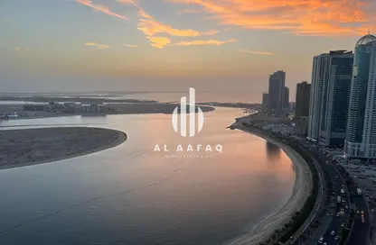 Apartment - 2 Bedrooms - 3 Bathrooms for rent in Al Khan Corniche - Al Khan - Sharjah