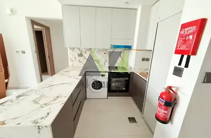 شقة - غرفة نوم - 2 حمامات للايجار في الأمل تاور - مدينة دبي الرياضية - دبي
