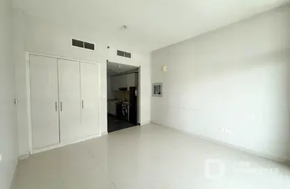 Apartment - Studio - 1 Bathroom for rent in Golf Promenade 4B - Golf Promenade - DAMAC Hills - Dubai