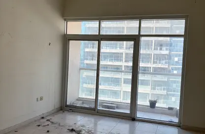 Apartment - Studio - 1 Bathroom for rent in Royal Residence 2 - Royal Residence - Dubai Sports City - Dubai