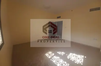Empty Room image for: Apartment - 3 Bedrooms - 2 Bathrooms for rent in Al Niyadat - Central District - Al Ain, Image 1