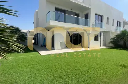 فيلا - 4 غرف نوم - 7 حمامات للايجار في ريدوودز - فدان ياس - جزيرة الياس - أبوظبي