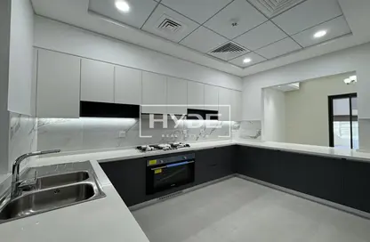 تاون هاوس - 4 غرف نوم - 5 حمامات للايجار في قرية سيفيلا - قمم النصر - مدينة دبي الرياضية - دبي