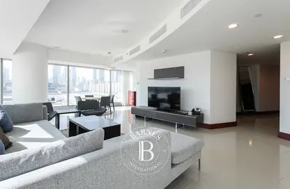 Apartment - 2 Bedrooms - 3 Bathrooms for rent in Jumeirah Living - World Trade Centre Residence - World Trade Center - Dubai