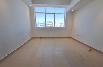 Apartment - 1 Bedroom - 2 Bathrooms for rent in Shabiya 9 - Shabiya - Mussafah - Abu Dhabi