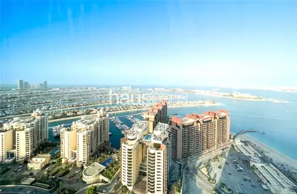 Outdoor Building image for: Apartment - 1 Bathroom for sale in The Palm Tower - Palm Jumeirah - Dubai, Image 1