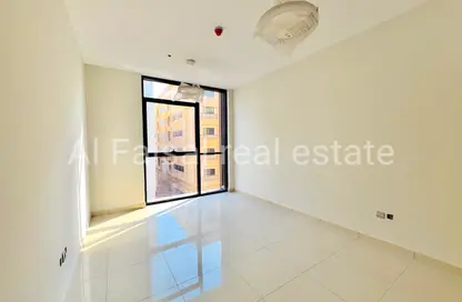 Apartment - 2 Bedrooms - 3 Bathrooms for rent in Hajar Building - Muwaileh Commercial - Sharjah