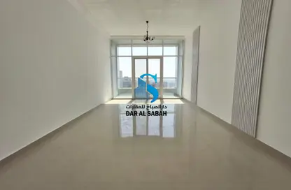 شقة - 2 غرف نوم - 3 حمامات للايجار في شارع التعاون الجديد - التعاون - الشارقة شقة - 2 غرف نوم - 3 حمامات للايجار في شارع التعاون الجديد - التعاون - الشارقة