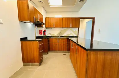Apartment - 2 Bedrooms - 3 Bathrooms for rent in Jumeirah Garden City - Al Satwa - Dubai