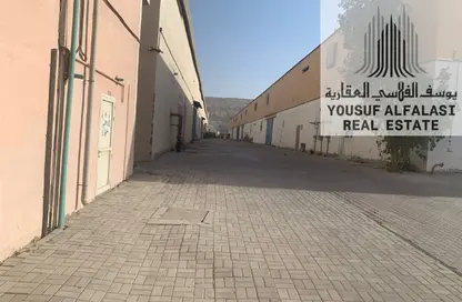 Warehouse - Studio - 4 Bathrooms for rent in Al Jurf Industrial 3 - Al Jurf Industrial - Ajman