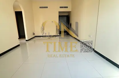 شقة - 2 غرف نوم - 2 حمامات للايجار في الجرف الصناعية 3 - الجرف الصناعية - عجمان شقة - 2 غرف نوم - 2 حمامات للايجار في الجرف الصناعية 3 - الجرف الصناعية - عجمان