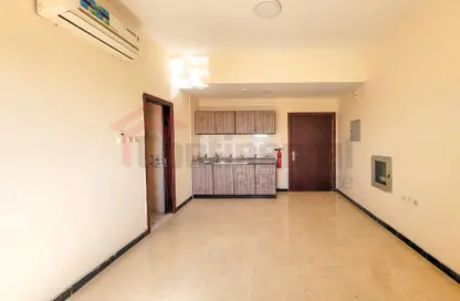 Hall / Corridor image for: Apartment - 1 Bathroom for rent in Al Jurf Industrial 2 - Al Jurf Industrial - Ajman, Image 1