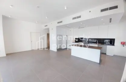 Kitchen image for: Apartment - 1 Bedroom - 2 Bathrooms for sale in Pixel - Makers District - Al Reem Island - Abu Dhabi, Image 1