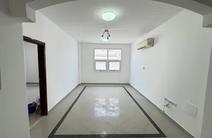 شقة - غرفة نوم - 2 حمامات للايجار في المرايجب - الجيمي - العين