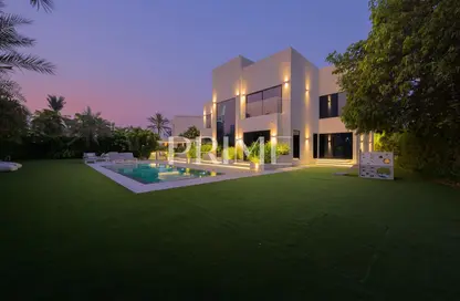 Villa - 4 Bedrooms - 5 Bathrooms for sale in Entertainment Foyer - Oasis Clusters - Jumeirah Islands - Dubai