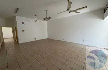 Villa - 3 Bedrooms - 2 Bathrooms for rent in Al Rashidiya - Dubai