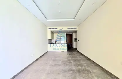 شقة - 2 غرف نوم - 3 حمامات للايجار في لا ريزيدنسا - الضاحية 10 - قرية جميرا الدائرية - دبي