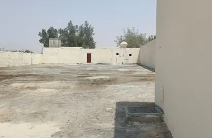 Labor Camp - Studio - 7+ Bathrooms for sale in Al Sajaa Industrial - Al Sajaa - Sharjah