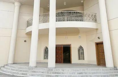 Villa - 7 Bedrooms - 7+ Bathrooms for rent in Al Barsha 3 - Al Barsha - Dubai