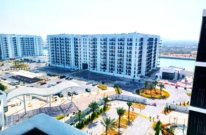 Apartment - 3 Bedrooms - 4 Bathrooms for rent in Waters Edge - Yas Island - Abu Dhabi