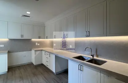 Villa - 5 Bedrooms - 5 Bathrooms for sale in Sur La Mer - La Mer - Jumeirah - Dubai