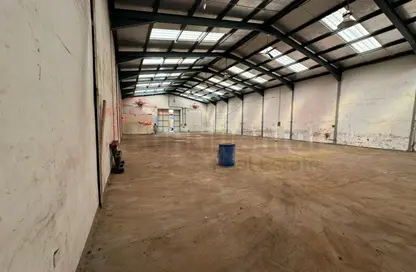 Warehouse - Studio for rent in Industrial Area 2 - Sharjah Industrial Area - Sharjah