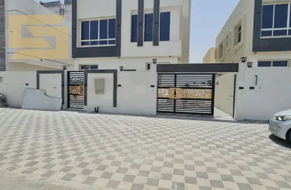 فيلا - 5 غرف نوم - 7 حمامات للبيع في الحليو 2 - الحليو - عجمان