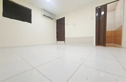 Apartment - Studio - 1 Bathroom for rent in Al Mushrif - Abu Dhabi