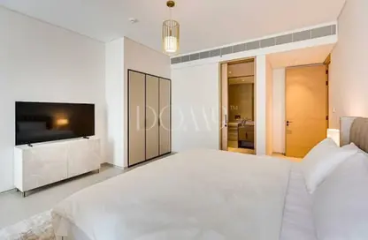 Room / Bedroom image for: Apartment - 2 Bedrooms - 2 Bathrooms for sale in Jumeirah Gate Tower 1 - The Address Jumeirah Resort and Spa - Jumeirah Beach Residence - Dubai, Image 1