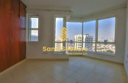 Apartment - 1 Bedroom - 2 Bathrooms for rent in Al Wahda - Abu Dhabi