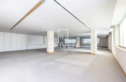 Office Space - Studio - 4 Bathrooms for rent in Building 53 - Dubai Healthcare City - Bur Dubai - Dubai