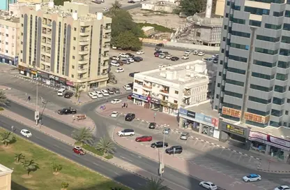 شقة - 3 غرف نوم - 3 حمامات للايجار في برج الكورنيش - طريق كورنيش عجمان - عجمان