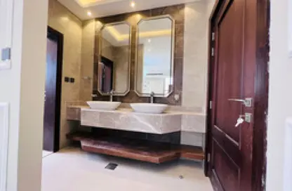 Villa - 5 Bedrooms - 6 Bathrooms for sale in Al Suyoh 1 - Al Suyoh - Sharjah