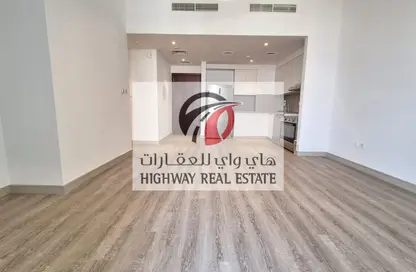 Apartment - 2 Bedrooms - 2 Bathrooms for rent in Jenna Main Square 1 - Jenna Main Square - Town Square - Dubai