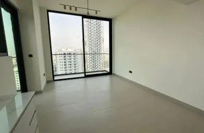 شقة - غرفة نوم - 2 حمامات للايجار في حياة بوليفارد - 1 ب - حياة بولفار - تاون سكوير - دبي