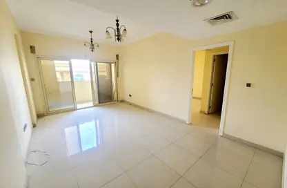 Apartment - 1 Bedroom - 2 Bathrooms for rent in UOS - Muwaileh Commercial - Sharjah
