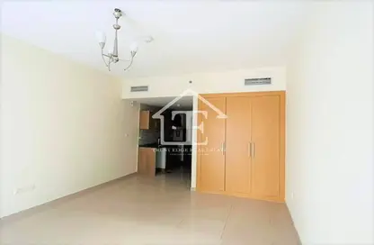 شقة - 1 حمام للايجار في May ريزيدنس 4 - ماي رزدنس - الضاحية 10 - قرية الجميرا سركل - دبي