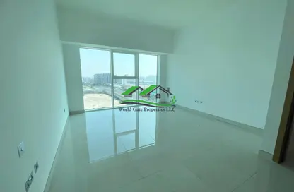 شقة - 1 حمام للايجار في الهديل - البندر - شاطئ الراحة - أبوظبي شقة - 1 حمام للايجار في الهديل - البندر - شاطئ الراحة - أبوظبي