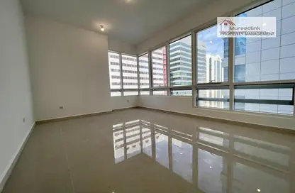 Empty Room image for: Apartment - 2 Bedrooms - 2 Bathrooms for rent in Arzana Tower - Electra Street - Abu Dhabi, Image 1