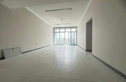 Apartment - 3 Bedrooms - 5 Bathrooms for rent in Al Jurf 2 - Al Jurf - Ajman Downtown - Ajman