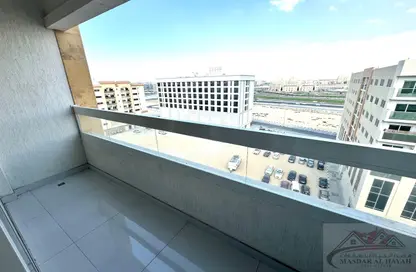 Apartment - 2 Bedrooms - 3 Bathrooms for rent in Muwaileh 29 Building - Muwaileh - Sharjah