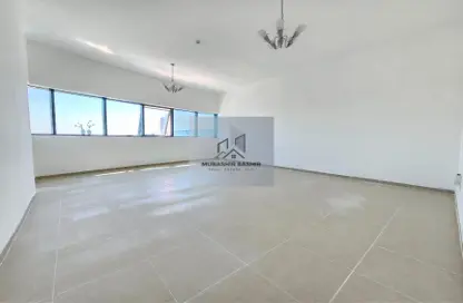 Apartment - 1 Bedroom - 2 Bathrooms for rent in New Al Taawun Road - Al Taawun - Sharjah