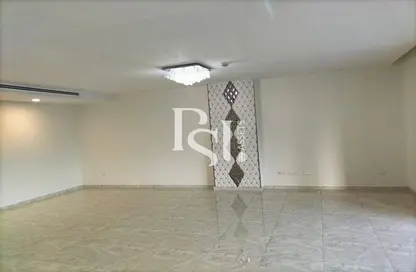 صورة لـ غرفة فارغة تاون هاوس - 3 غرف نوم - 5 حمامات للبيع في برج البوابة 2 - شمس أبوظبي - جزيرة الريم - أبوظبي ، صورة رقم 1