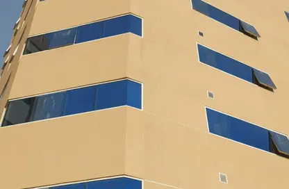 عمارة بالكامل - 8 غرف نوم - 8 حمامات للبيع في البطينة - الشارقة