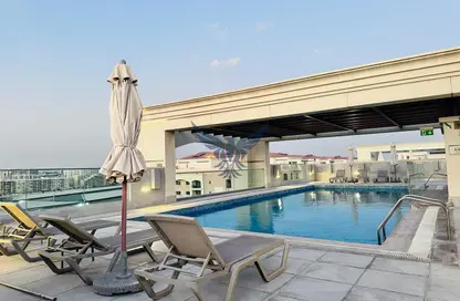 صورة لـ حوض سباحة شقة - غرفة نوم - 2 حمامات للايجار في مدينة مصدر - أبوظبي ، صورة رقم 1
