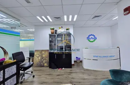 Office Space - Studio - 1 Bathroom for rent in Blue Tower - Sheikh Zayed Road - Dubai