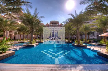 Pool image for: Apartment - 1 Bedroom - 2 Bathrooms for sale in Maurya - Grandeur Residences - Palm Jumeirah - Dubai, Image 1