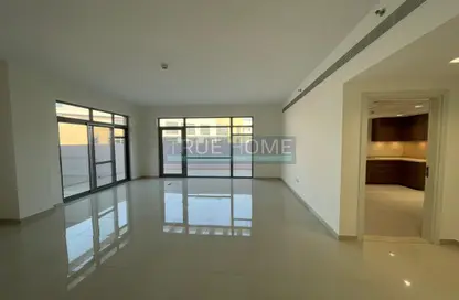 Apartment - 3 Bedrooms - 2 Bathrooms for sale in Uptown Al Zahia - Sharjah