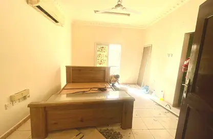 Apartment - Studio - 1 Bathroom for rent in Fire Station Road - Muwaileh - Sharjah Apartment - Studio - 1 Bathroom for rent in Fire Station Road - Muwaileh - Sharjah