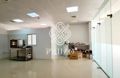 Shop - Studio for rent in Madison Residences - Majan - Dubai Land - Dubai